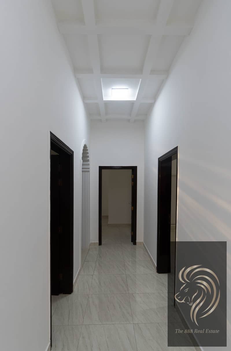 4 d3debede-1ff4-4bd5-a4ff-eedc8dde8c64. jpg