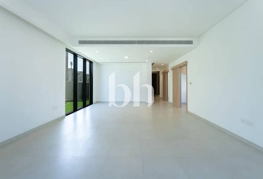 4 Images Image Img