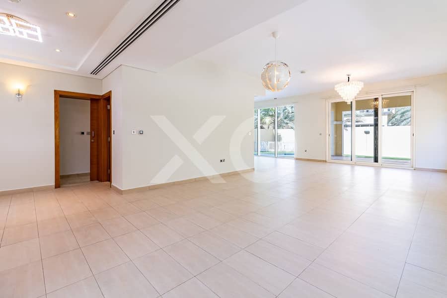 6 Living_Room_2. jpg