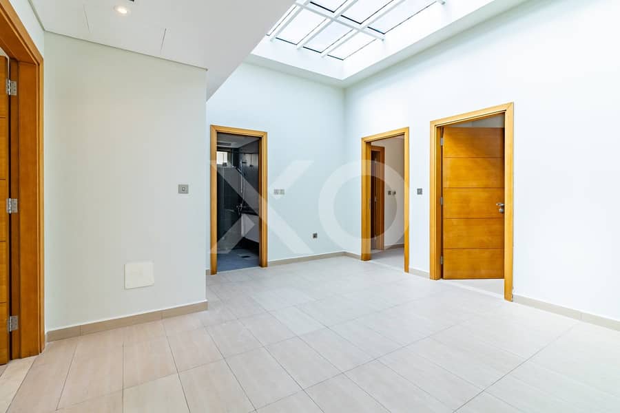 11 Upstairs_Living_1_. jpg