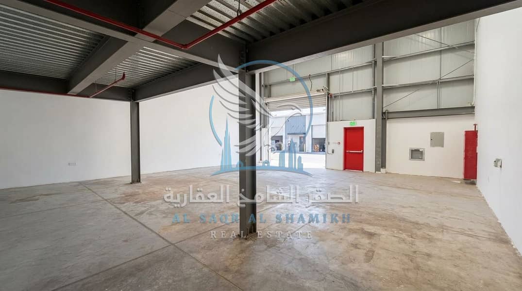 6 مستودع صناعي للإيجار الشارقة Industrial Warehouse for Rent Sharjah 3. jpeg