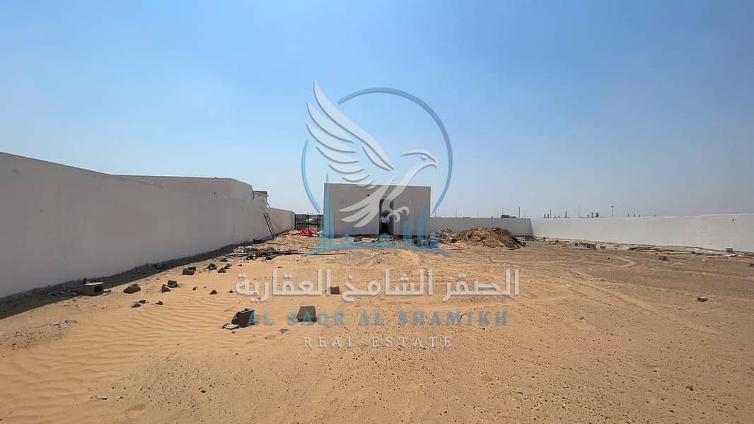 2 yard-for-rent-al-shargah-property-06. jpg