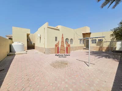 6 habitaciones Villa para en Alquiler en Halwan Suburb, Sharjah - 164576. jpg