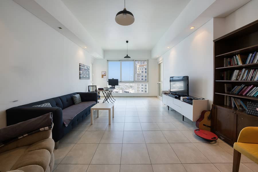 3 Marina Residences 2 Apt 1208-002. jpeg