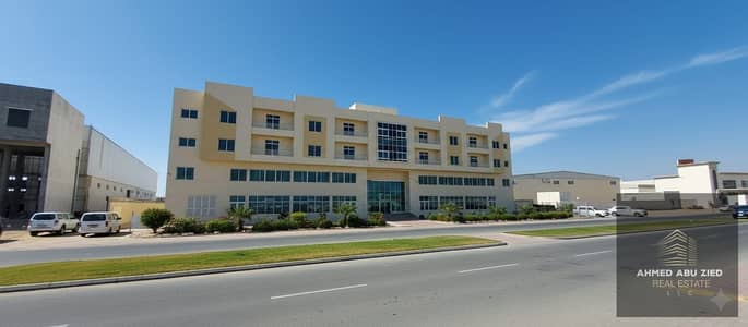 Warehouse para en Venta en Umm Al Thuoob, Umm Al Quwain - WhatsApp Image 2026-09-15 at 6.41. 44 PM. jpeg