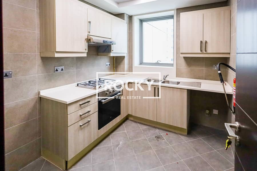 7 ART 18 - kitchen (1). jpg
