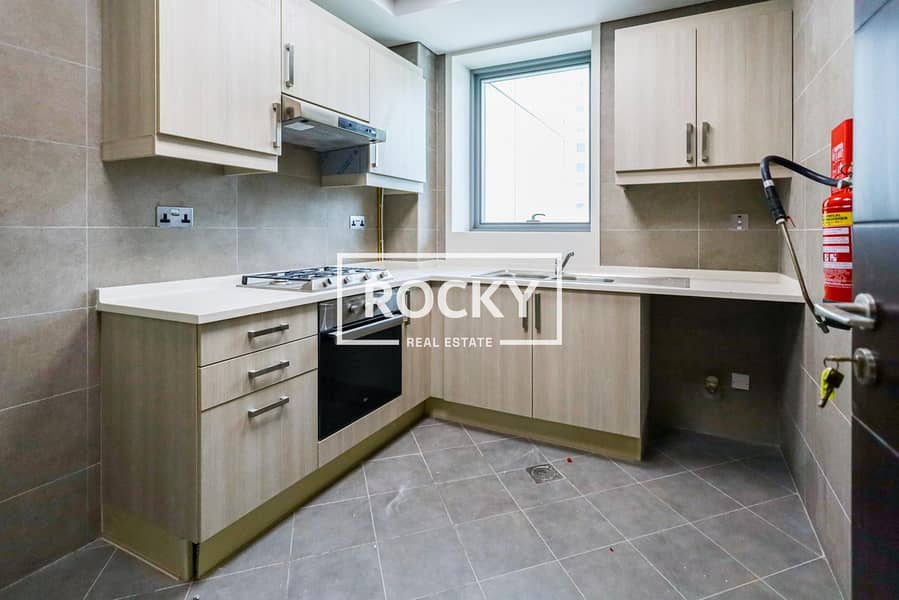 8 ART 18 - kitchen (2). jpg