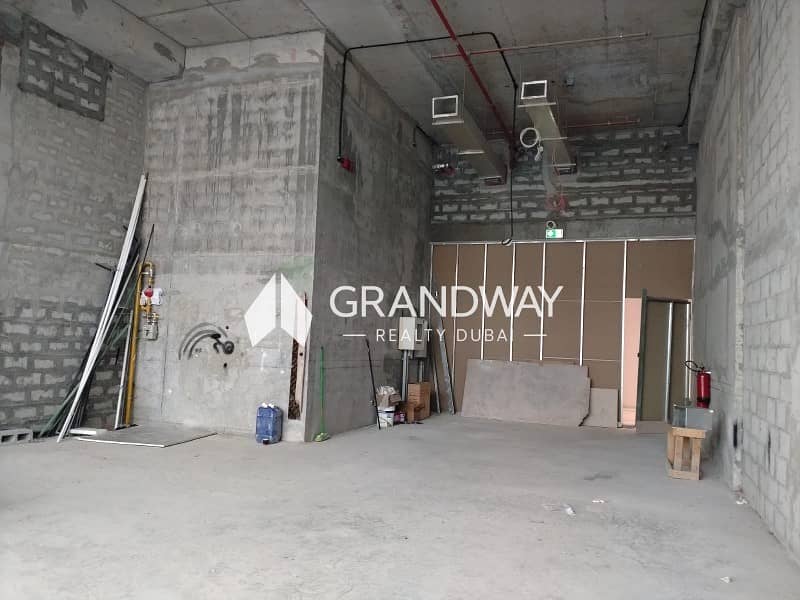 4 Shop Space | Ideal for Salon, Spa, F&B I Clinic — photo 4