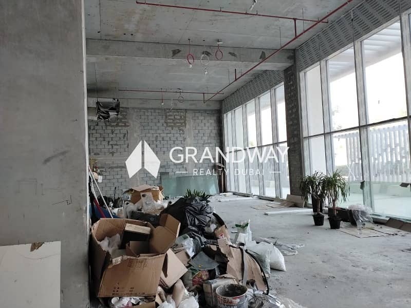 3 Spacious Shop I Ideal for Pharmacy, F&B & Wellness — photo 3