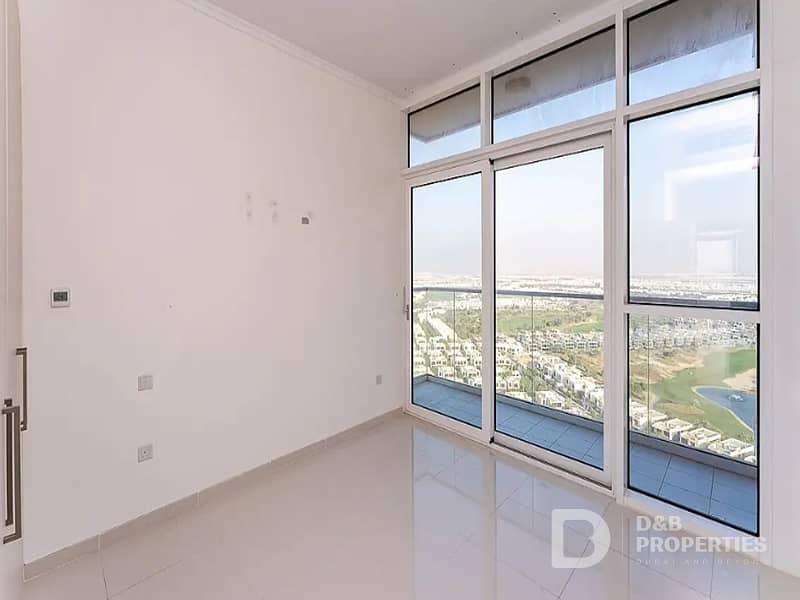 Prime Location | Golf Facing | Luxurious 2BR Prime Location | Golf Facing | Luxurious 2BR