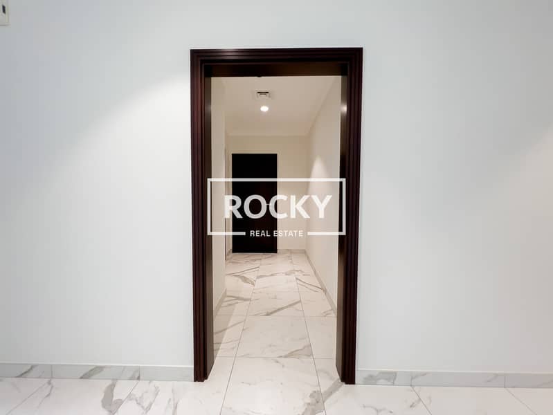 7 Rocky Real Estate - Business Bay - Art XVIII  - apartment-0724. JPG