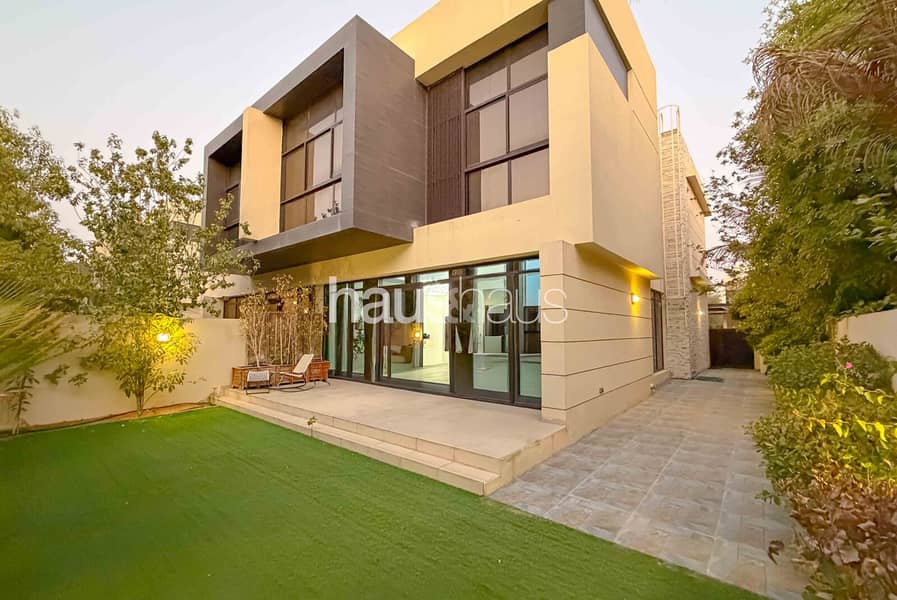 Unfurnished | 4 Beds + Maids | Exclusive | THL-A Unfurnished | 4 Beds + Maids | Exclusive | THL-A