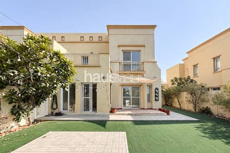 3 Bedroom Villa for Rent in The Springs, Dubai - Lake + Skyline View | 1E | Well Maintained