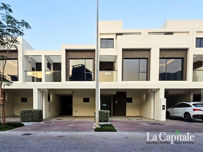 Villetta a schiera a DAMAC Hills,Trump Estates,BelAir The Trump Estates, 3 camere da letto, 2999999 AED - 16526537 Villetta a schiera a DAMAC Hills,Trump Estates,BelAir The Trump Estates, 3 camere da letto, 2999999 AED - 16526537