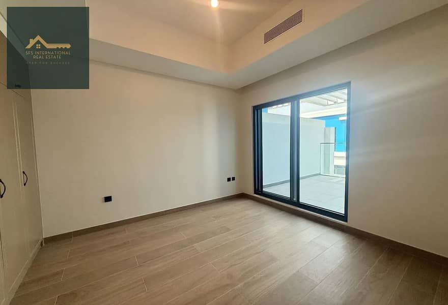 8 WhatsApp Image 2025-10-21 at 1.53. 05 PM. jpeg