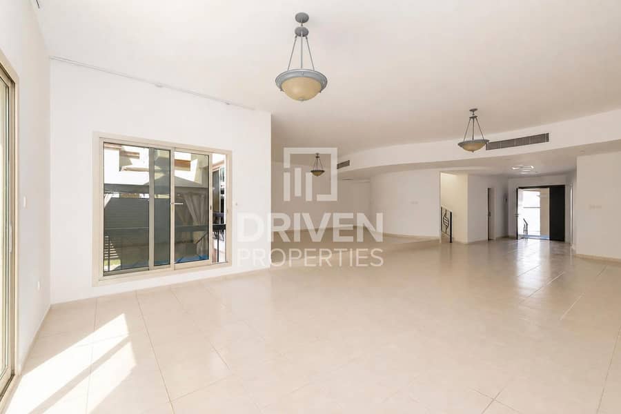 Villa en Al Barsha,Al Barsha 1, 4 dormitorios, 275000 AED - 16427054 Villa en Al Barsha,Al Barsha 1, 4 dormitorios, 275000 AED - 16427054