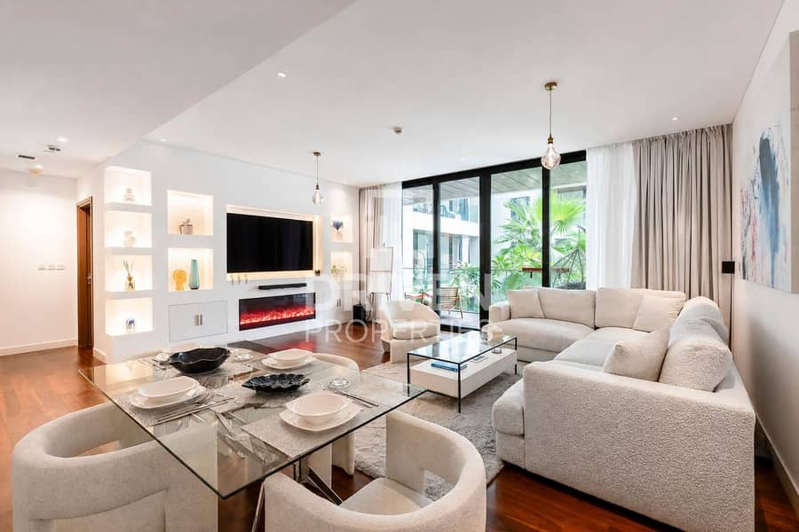 Modern Layout | Great Location | Pool View Modern Layout | Great Location | Pool View