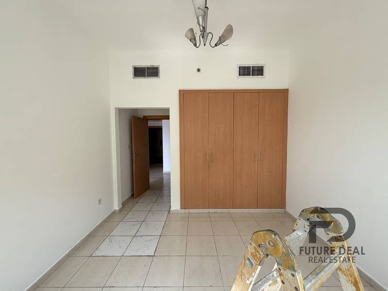 4 b1e4cd77-7de0-4552-8b69-8eccc59b5ba0. jpg