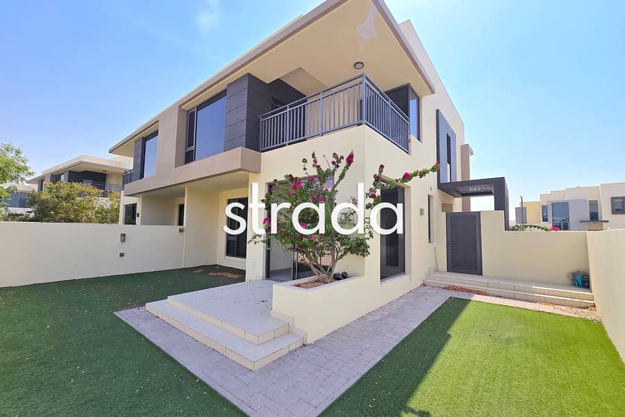 5 Beds | Greenbelt Backing | Corner Plot 5 Beds | Greenbelt Backing | Corner Plot