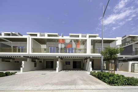 4 habitaciones Townhouse para en Alquiler en DAMAC Hills 2 (Akoya by DAMAC), Dubai - Casa adosada en DAMAC Hills 2 (Akoya by DAMAC)，Camelia, 4 dormitorios, 120000 AED - 16529949