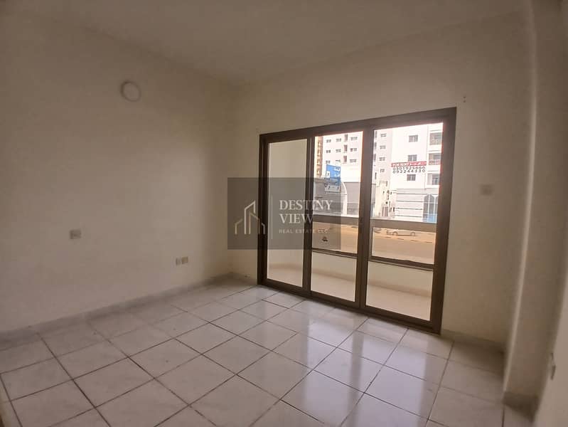 12 109736. jpg