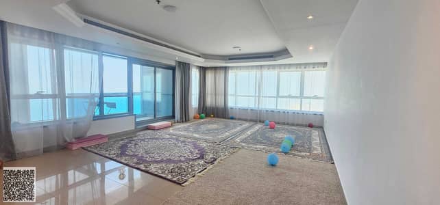 Appartement de 2 chambres à à vendre à Corniche Ajman, Ajman - WhatsApp Image 2026-09-16 at 10.32. 52 (1). jpeg