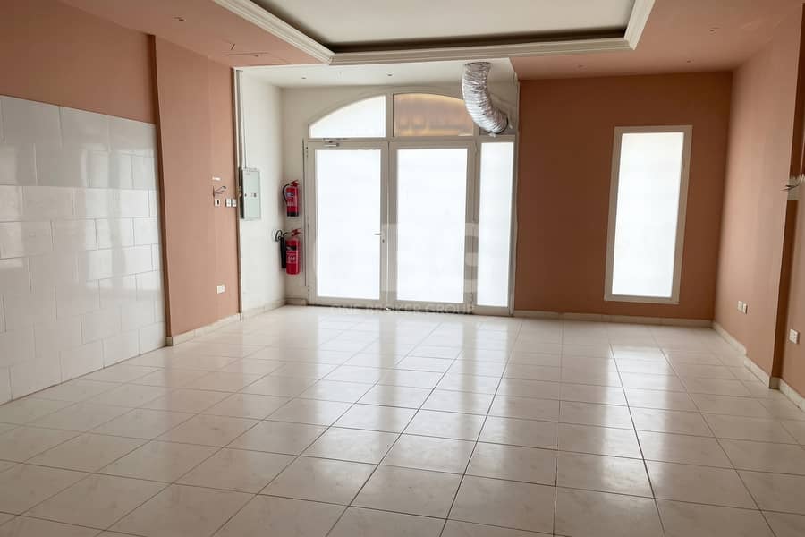 Negozio a International City,Greece Cluster,K-12, 58000 AED - 15649366 Negozio a International City,Greece Cluster,K-12, 58000 AED - 15649366