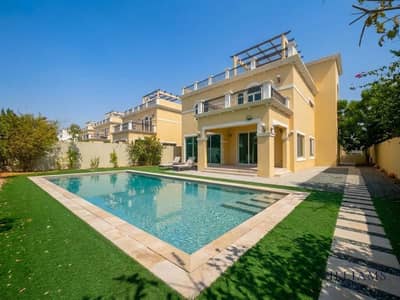 4 Camere Villa in affitto a Jumeirah Park, Dubai - Villa a Jumeirah Park,District 8, 4 camere da letto, 400000 AED - 16527469 4 Camere Villa in affitto a Jumeirah Park, Dubai - Villa a Jumeirah Park,District 8, 4 camere da letto, 400000 AED - 16527469