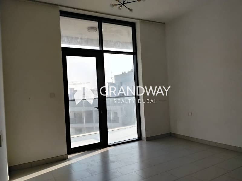 11 Bright Apartment | Spacious Layout | Best Deal — photo 11