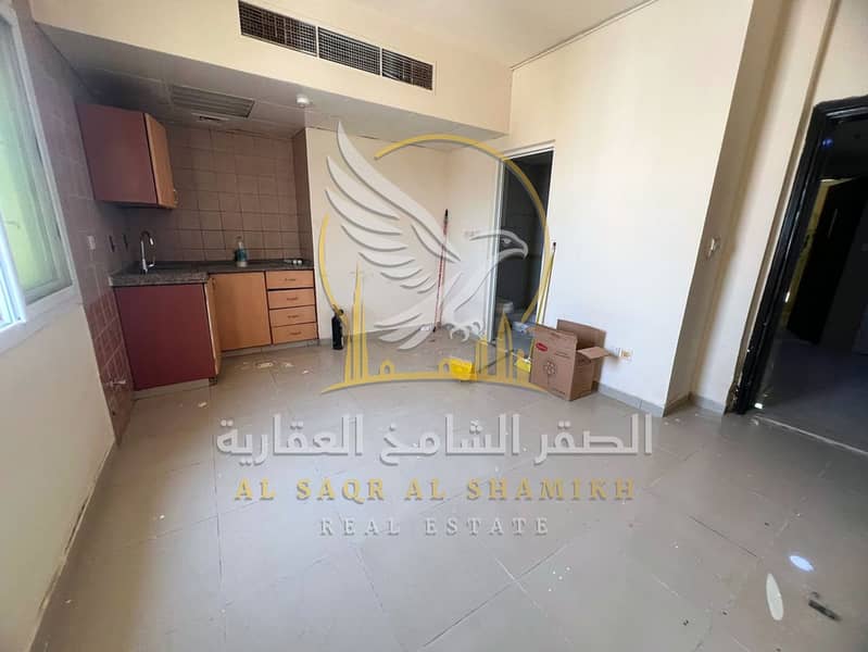 4 استوديو-للا-يجار-0-غرف-القليعة-الشارقة-صالة-vb-0001-04. jpg