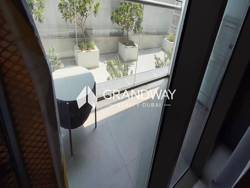 4 Elegant Studio | Modern Living | Best Location — photo 4