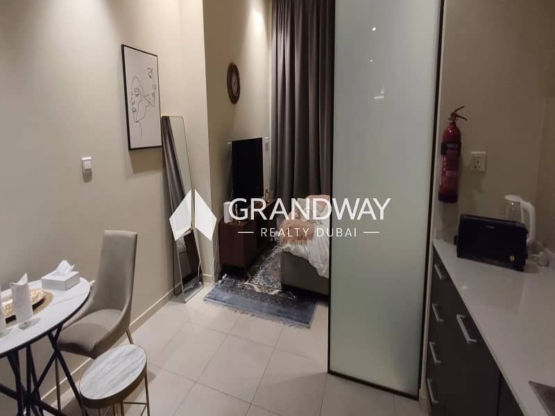 6 Elegant Studio | Modern Living | Best Location — photo 6