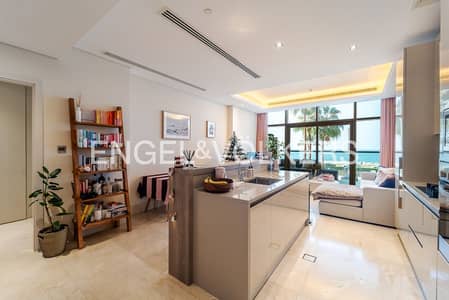 2 Schlafzimmer Wohnung zum Verkauf in Palm Jumeirah, Dubai - Wohnung in Palm Jumeirah，The Crescent，Th8, 2 schlafzimmer, 5700000 AED - 16532720