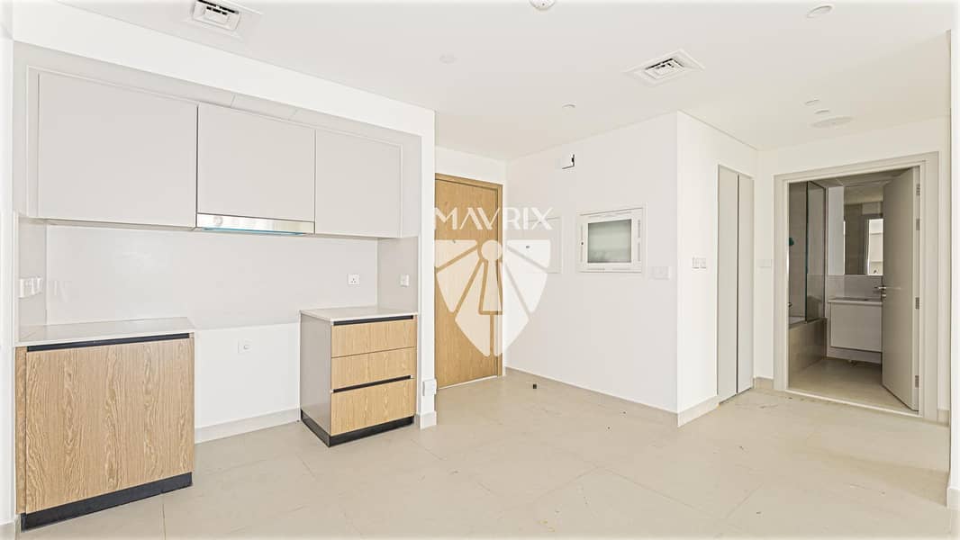 9 Image 9