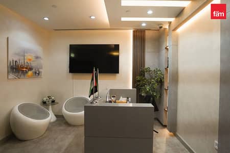 Office zum Miete in Business Bay, Dubai - Büro in Business Bay，Bay Square，Bay Square 12, 880000 AED - 16533238