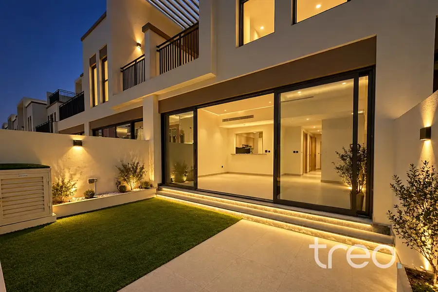 Near Lagoon | Great Location | Garden