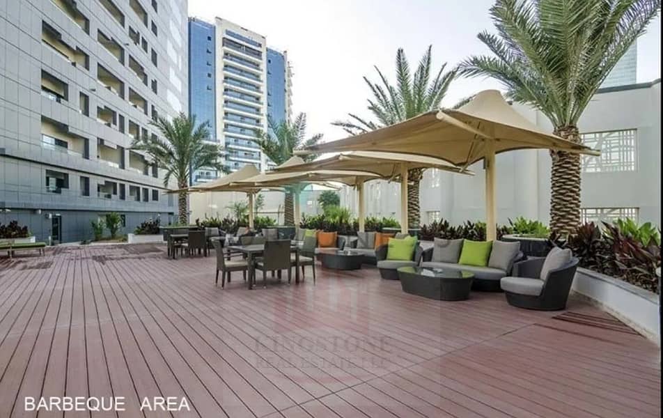 13 barbeque area. jpg