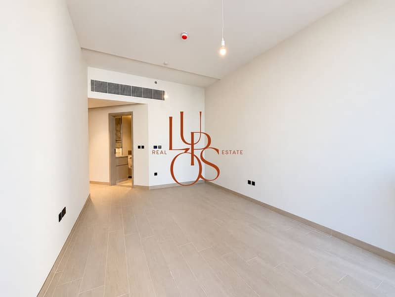 3 02_Studio_Apartment_Enhanced. jpg