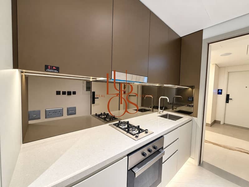 9 05_Studio_Apartment_Enhanced. jpg