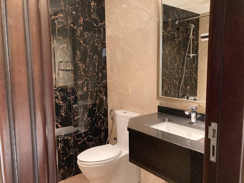 25 204 Elite Downtown Residence King Bedroom 2 Bathroom. jpeg