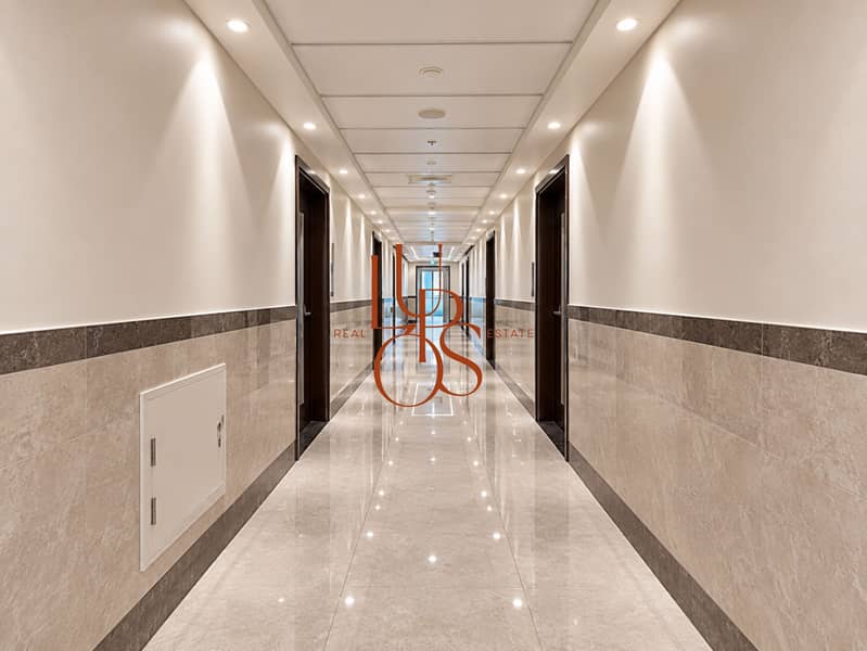 5 09_Luxury_Property_Enhanced. jpg