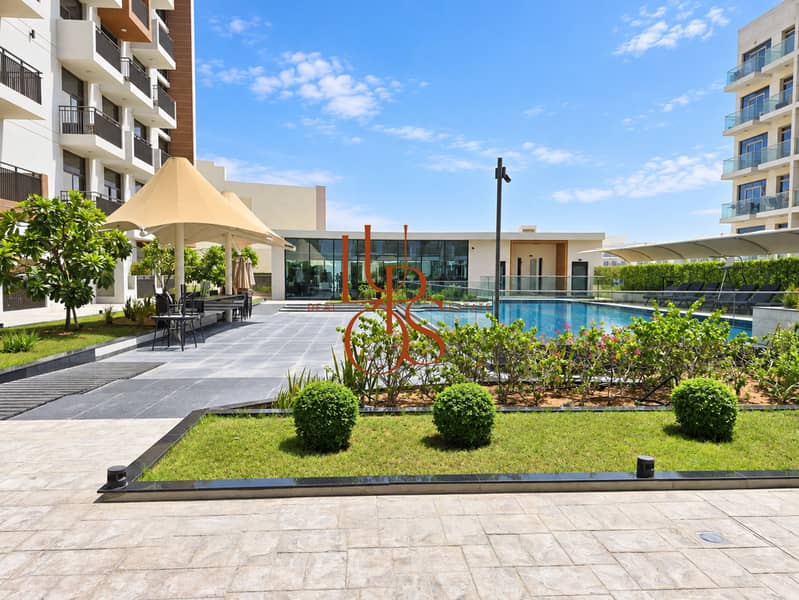 7 06_Luxury_Property_Enhanced. jpg
