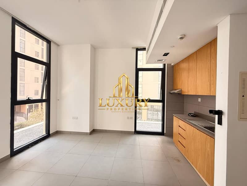 3 Brand New Studio Apartment with Gym Pool Amenities / 29k 1 Pym