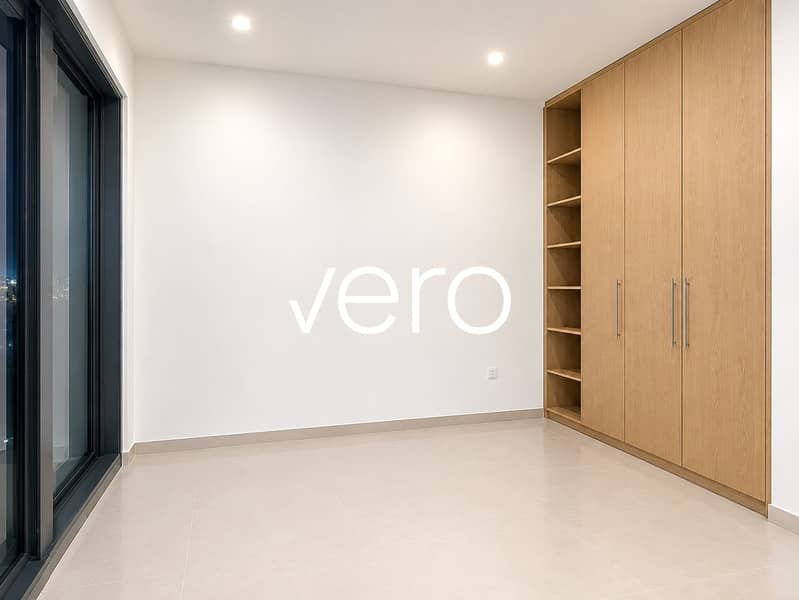 6 Photo 6