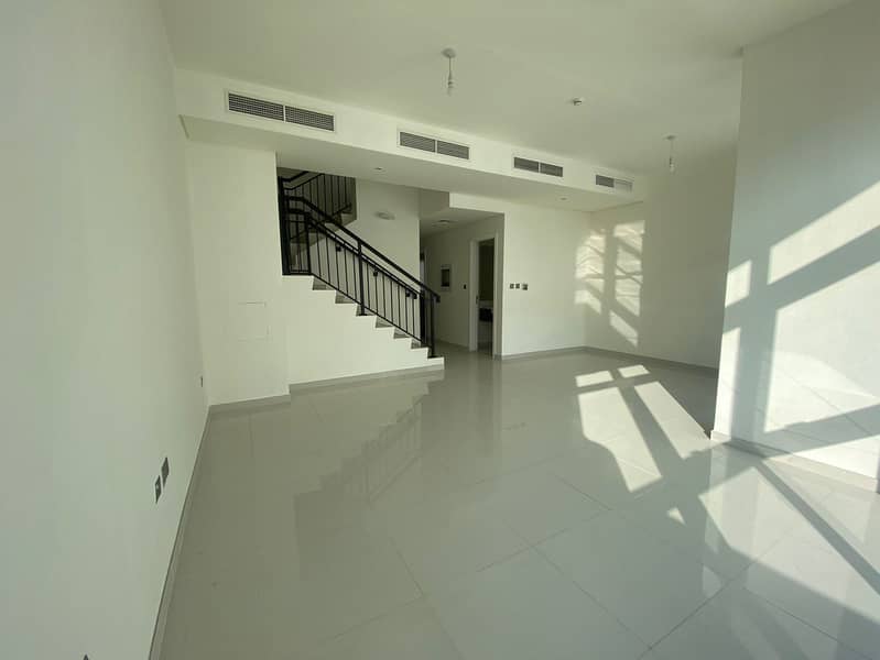 Maison de ville à DAMAC Hills 2 (Akoya by DAMAC),Centaury, 4 chambres, 100000 AED - 16013778 Maison de ville à DAMAC Hills 2 (Akoya by DAMAC),Centaury, 4 chambres, 100000 AED - 16013778