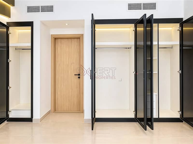 9 Image 9