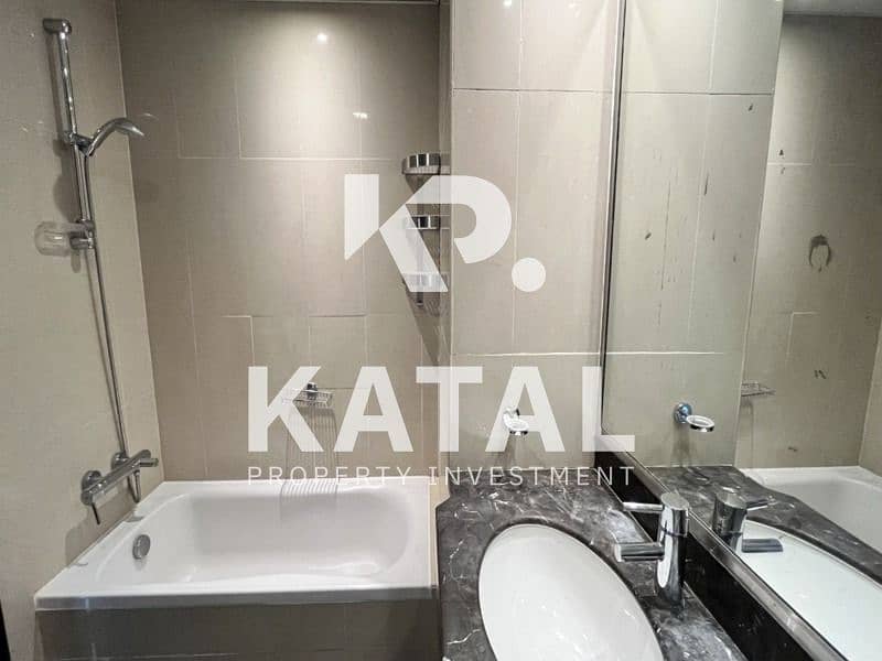 6 Apartment for rent in Al Reem Island, Sky Tower 001. jpg