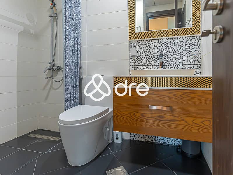 14 DRE07887. JPG