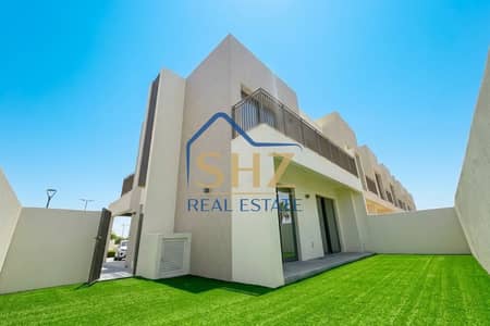 4 habitaciones Townhouse para en Venta en Dubai South, Dubai - Casa adosada en Dubai South,Emaar South,Expo Golf Villas,Expo Golf Villas 3 (Parkside 3), 4 dormitorios, 3400000 AED - 16538621 4 habitaciones Townhouse para en Venta en Dubai South, Dubai - Casa adosada en Dubai South,Emaar South,Expo Golf Villas,Expo Golf Villas 3 (Parkside 3), 4 dormitorios, 3400000 AED - 16538621