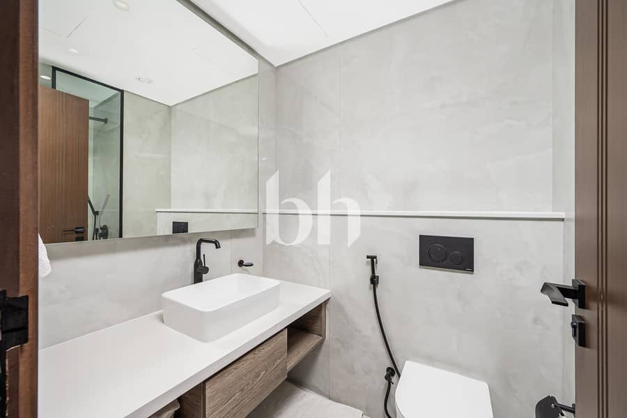 5 images image img